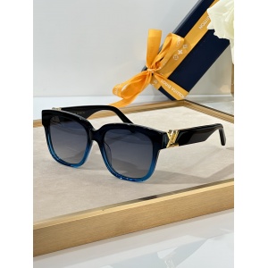 $56.00,Louis Vuitton Sunglasses  # 286657