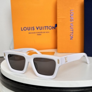 $56.00,Louis Vuitton Sunglasses  # 286664
