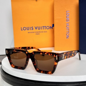 $56.00,Louis Vuitton Sunglasses  # 286667