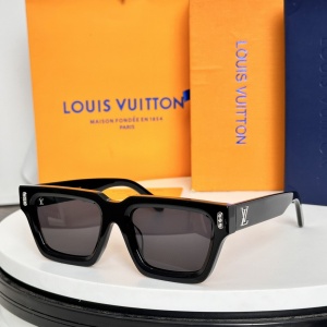$56.00,Louis Vuitton Sunglasses  # 286670