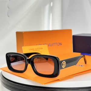 $56.00,Louis Vuitton Sunglasses  # 286706