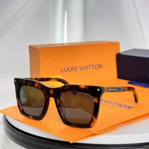 $56.00,Louis Vuitton Sunglasses  # 286719
