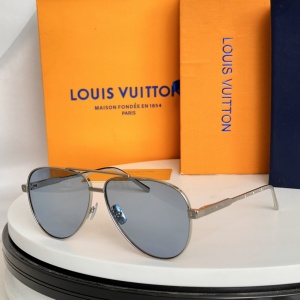 $56.00,Louis Vuitton Sunglasses  # 286738