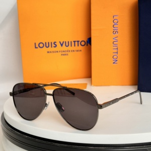 $56.00,Louis Vuitton Sunglasses  # 286741