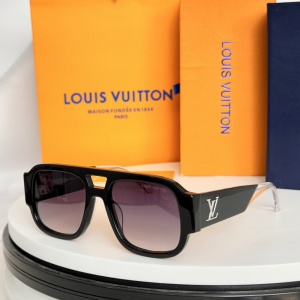 $56.00,Louis Vuitton Sunglasses  # 286742