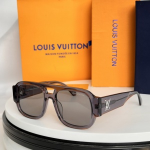 $56.00,Louis Vuitton Sunglasses  # 286745