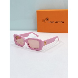 $56.00,Louis Vuitton Sunglasses  # 286752