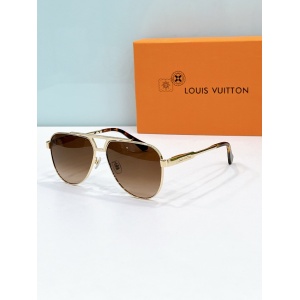 $56.00,Louis Vuitton Sunglasses  # 286757