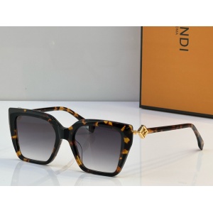 $56.00,Louis Vuitton Sunglasses  # 286786