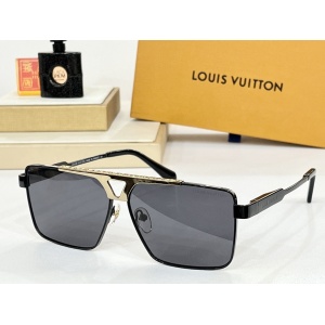 $56.00,Louis Vuitton Sunglasses  # 286793