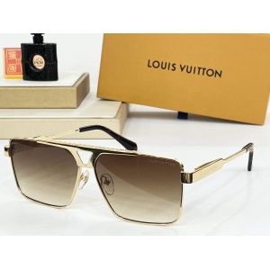 $56.00,Louis Vuitton Sunglasses  # 286795