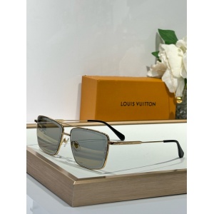 $56.00,Louis Vuitton Sunglasses  # 286820