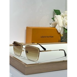 $56.00,Louis Vuitton Sunglasses  # 286821