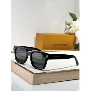 $56.00,Louis Vuitton Sunglasses  # 286827