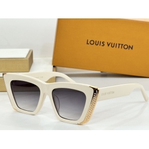 $56.00,Louis Vuitton Sunglasses  # 286837
