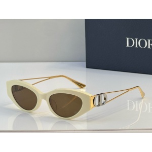 $56.00,Dior Sunglasses  # 287354