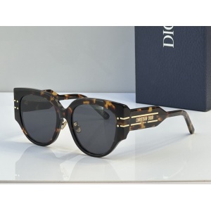 $56.00,Dior Sunglasses  # 287360