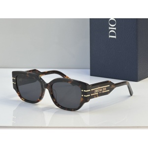 $56.00,Dior Sunglasses  # 287362