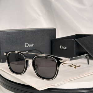 $56.00,Dior Sunglasses  # 287424