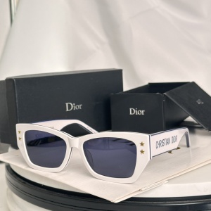 $56.00,Dior Sunglasses  # 287444