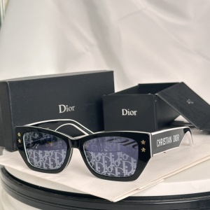 $56.00,Dior Sunglasses  # 287448