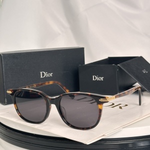 $56.00,Dior Sunglasses  # 287449