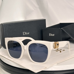 $56.00,Dior Sunglasses  # 287459