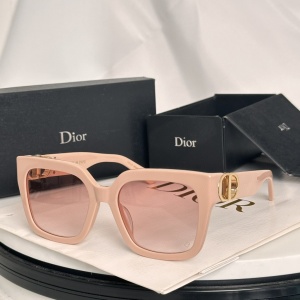 $56.00,Dior Sunglasses  # 287463