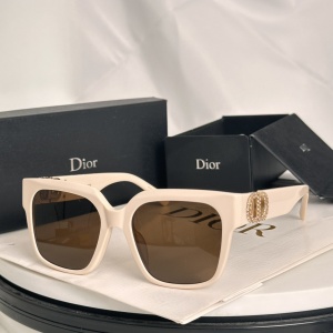 $56.00,Dior Sunglasses  # 287487