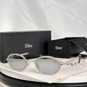 $56.00,Dior Sunglasses  # 287510