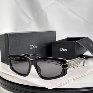 $56.00,Dior Sunglasses  # 287523