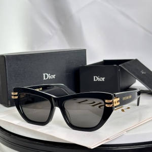 $56.00,Dior Sunglasses  # 287544