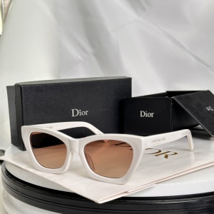 $56.00,Dior Sunglasses  # 287548