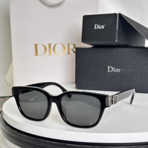 $56.00,Dior Sunglasses  # 287571