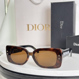 $56.00,Dior Sunglasses  # 287576