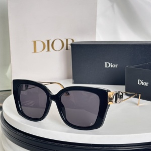 $56.00,Dior Sunglasses  # 287602