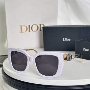 $56.00,Dior Sunglasses  # 287604