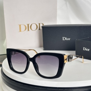 $56.00,Dior Sunglasses  # 287608