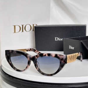 $56.00,Dior Sunglasses  # 287617