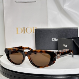 $56.00,Dior Sunglasses  # 287637