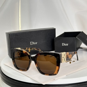 $56.00,Dior Sunglasses  # 287675