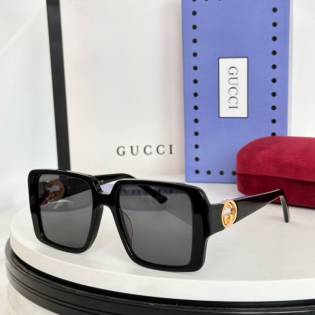 Gucci Sunglasses # 285895