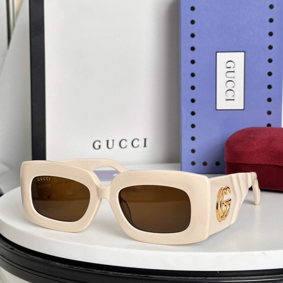 Gucci Sunglasses # 285986