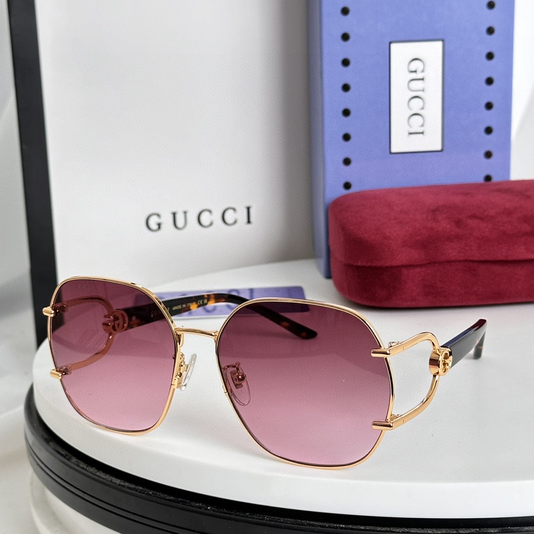 Gucci Sunglasses # 286000