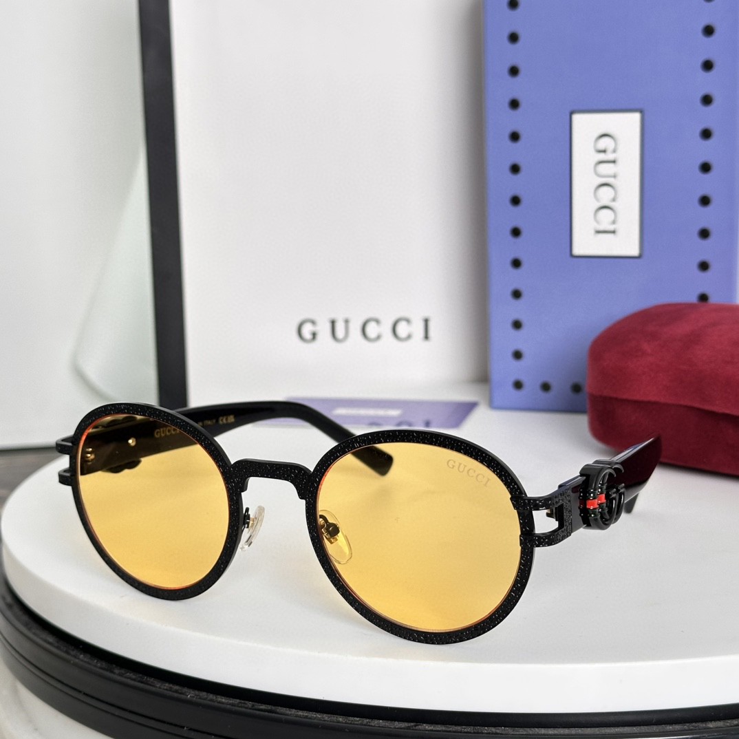 Gucci Sunglasses # 286021
