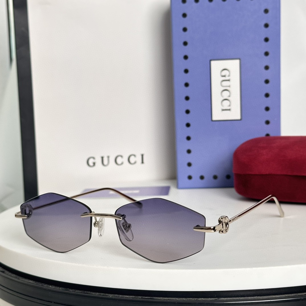 Gucci Sunglasses # 286029