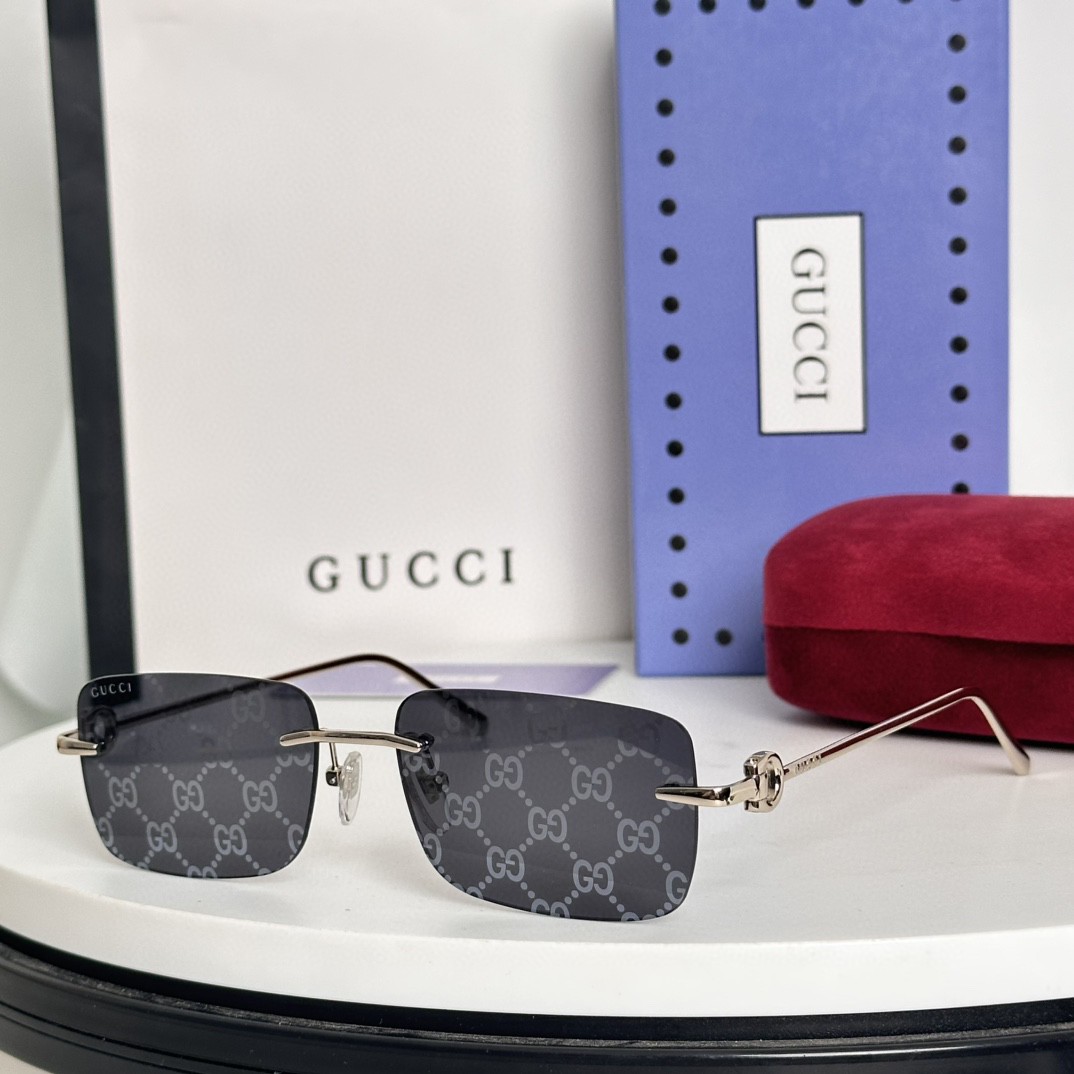 Gucci Sunglasses # 286038