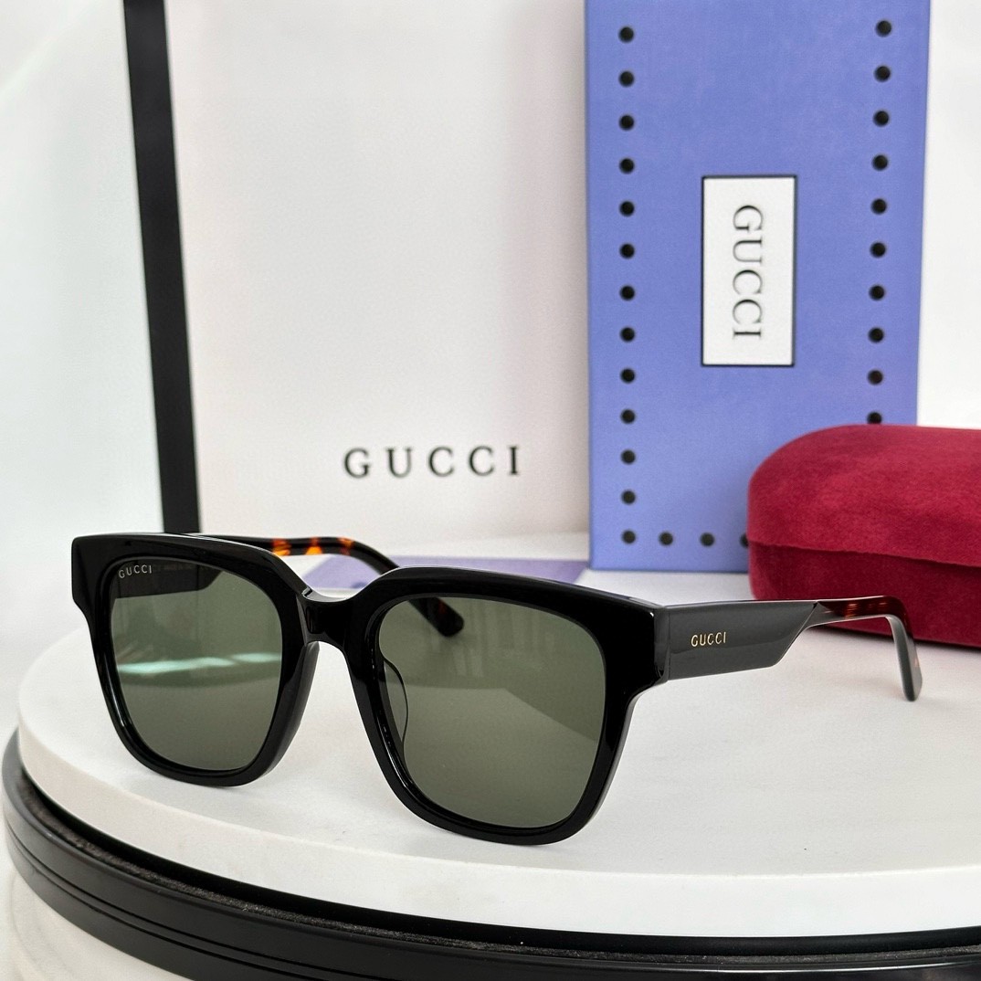 Gucci Sunglasses # 286096