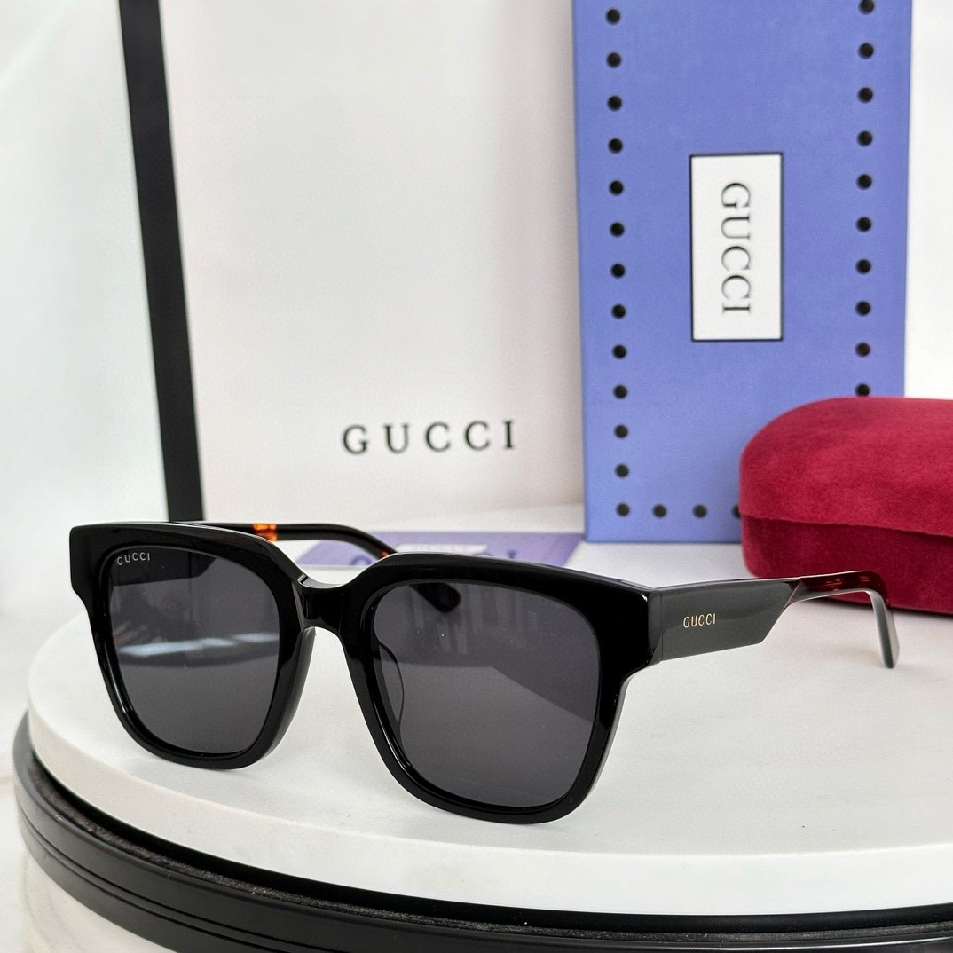 Gucci Sunglasses # 286097