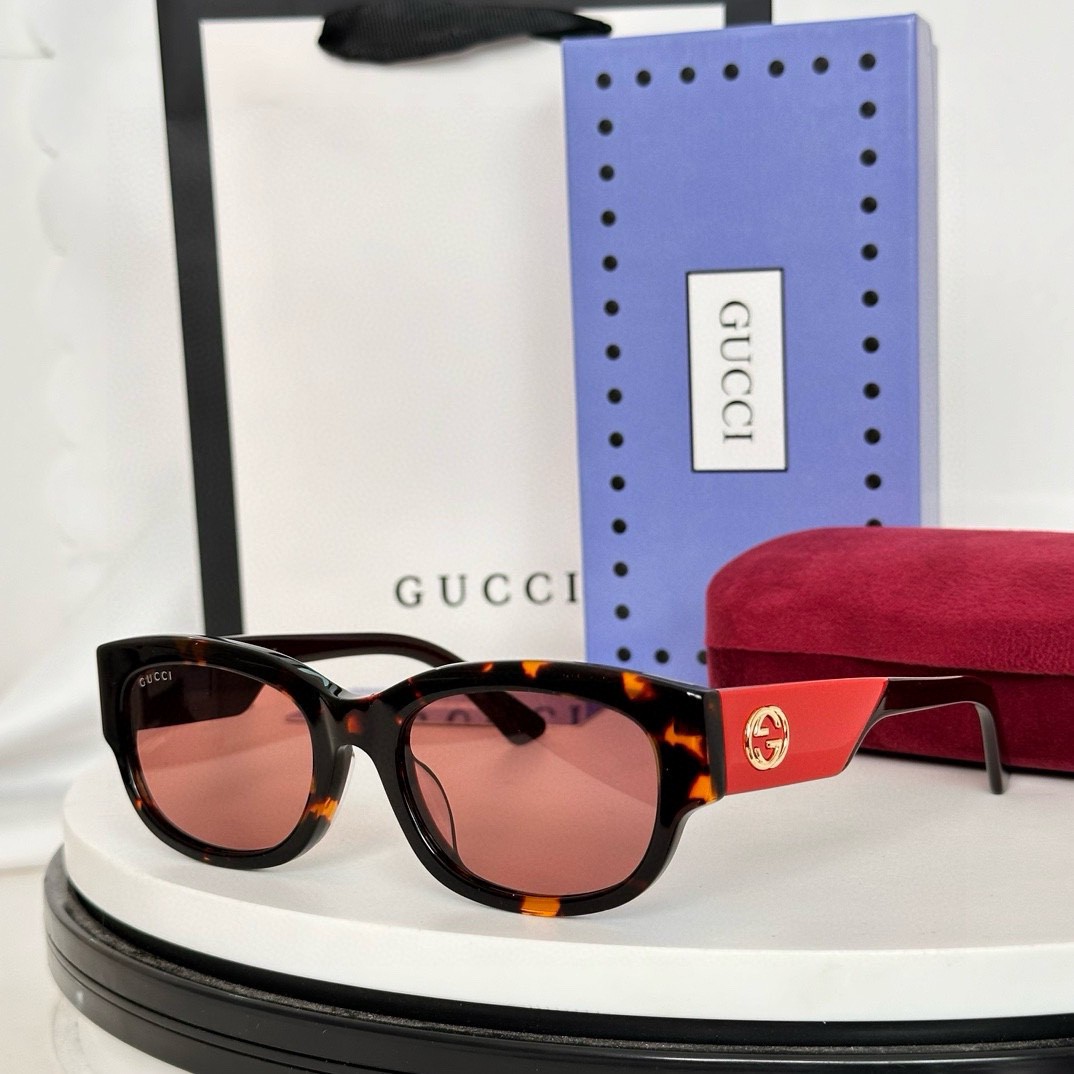 Gucci Sunglasses # 286108